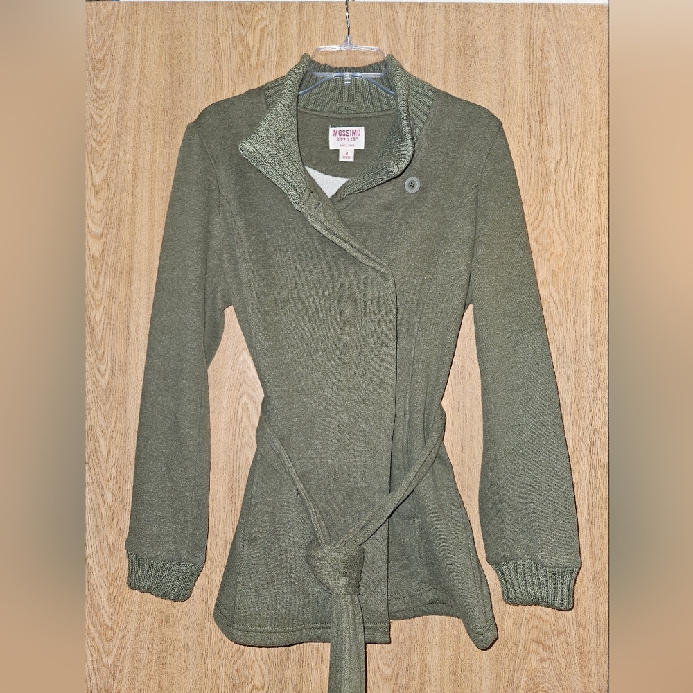 New Without tags Womens coat